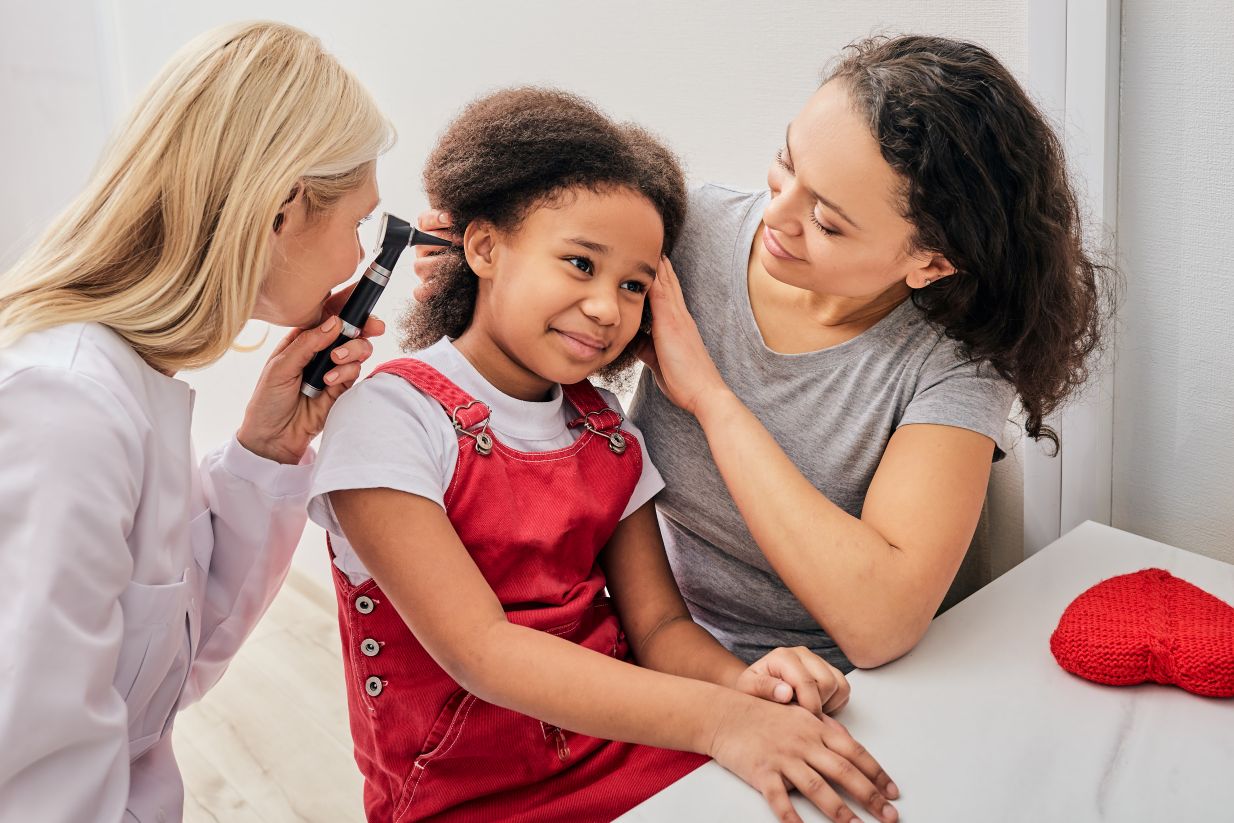 Pediatric-Hearing-Loss-exam child being examined for hearing loss